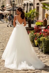 919-4-Wedding-dress-Lady-Di-Bride.jpg