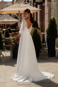 920-3-Wedding-dress-Lady-Di-Bride.jpg