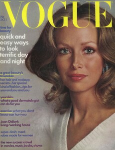Avedon_US_Vogue_October_1st_1972_Cover.thumb.jpg.d284c808e95e92fae07197c9a68b211b.jpg