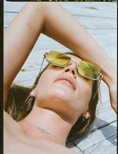 BU_VOGUE-BIKINI_FINALI_000099310016.thumb.jpg.14d3e330bef7195f9146392b4b556e5c.jpg