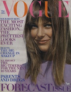 Cowan_US_Vogue_January_1st_1970_Cover.thumb.jpg.a722a11b8ad56b5e32e996b9bc7b127e.jpg