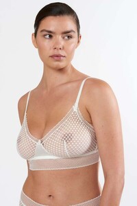 Else-Bella-Soft-Cup-Triangle-Bra---Ivory-20230710201100.jpg