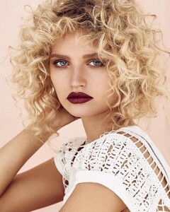 Julia-Viering-portfolio-110-1-444x555.jpg