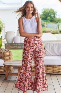 LOOK15_JAASE_1stFEB_TANIESHA_009_2000x.jpg