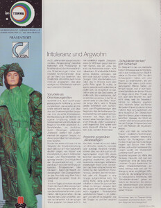 MadameDE1086_041.thumb.jpg.3228d3ef6ce9799b9cf0e8805824673a.jpg