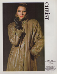 MadameDE1086_088.thumb.jpg.9c8cef3f93890dc011900b39bd8651a8.jpg