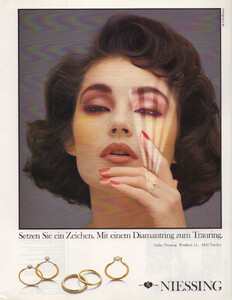 MadameDE1183_010.thumb.jpg.3c7753ae7681763700e46d31b38c51ae.jpg
