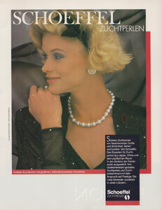MadameDE1185_003.thumb.jpg.32e2c18835a019a48dbb637cc45553be.jpg