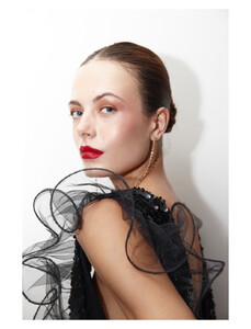 Nuria-Oliu-Pure-brightness-011.jpg