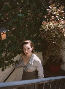 Outtakes_282729.jpg
