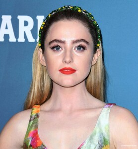 StarringKathrynNewton_CDGArrivals_0041.jpg