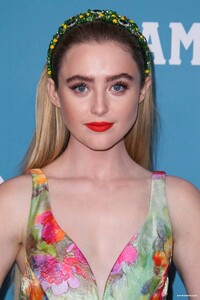 StarringKathrynNewton_CDGArrivals_0072.jpg