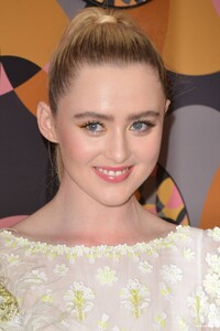 StarringKathrynNewton_HBOGoldenGlobesParty_0009.jpg