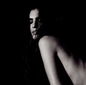 WWW.MELISSAUREN.COM_QUE_SOFIA_PALLADINO_HI-RES_COL_SEPT_2019_IMG_0245.thumb.jpg.7cef9c8a0c39dc2427c6a1e61f3f833e.jpg