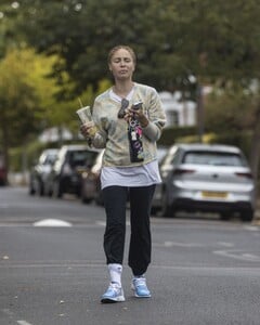adwoa-aboah-out-and-about-in-london-07-27-2022-0.jpg