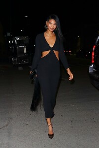 chanel-iman-arrives-at-ysl-event-in-new-york-03-03-2022-3.jpg