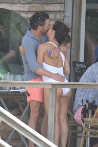 eva-longoria-in-a-white-swimsuit-at-a-beach-in-marbella-07-21-2023-1.thumb.jpg.cae2efd801e56a6b8acbdd389eb44f01.jpg