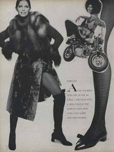 fashion_forecast_23.thumb.jpg.52f817f01b7c50f5d891ec7c29e1dcd5.jpg
