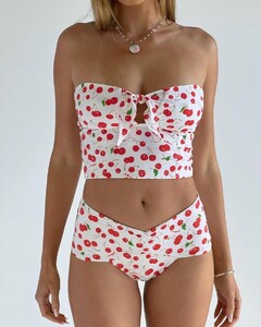 frankiesbikinis_339344874_1623488128117358_5665735024161094609_n.jpg