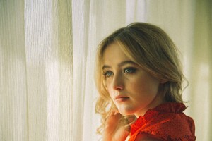 harpeerzbazaar2018-002.jpg