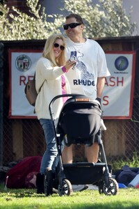 heidi-montag-and-spencer-pratt-out-with-their-baby-in-los-angeles-01-08-2023-0.jpg