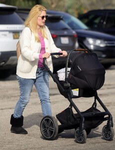 heidi-montag-and-spencer-pratt-out-with-their-baby-in-los-angeles-01-08-2023-1.jpg