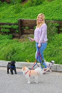 heidi-montag-out-with-her-dogs-in-los-angeles-01-17-2023-7.jpg