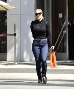 heidi-montag-shopping-at-a-hermes-store-in-beverly-hills-03-09-2022-8.jpg