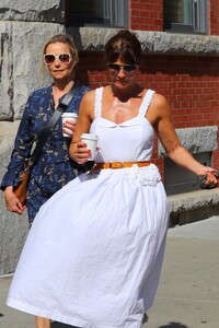 helena-christensen-out-with-her-dog-in-new-york-04-21-2023-0.jpg