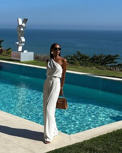jastookes_362887401_1048287779669772_2524993157827990395_n.jpg