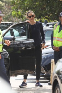 jennifer-garner-arrives-at-soho-house-in-malibu-07-23-2023-4.jpg