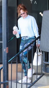 jennifer-lopez-leaves-a-gym-in-studio-city-07-12-2023-0.jpg