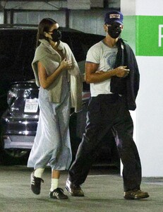 kaia-gerber-and-austin-butler-out-for-dinner-in-west-hollywood-07-23-2023-0.jpg