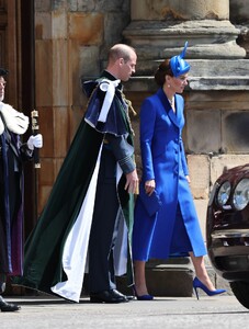 kate-middleton-at-national-service-of-thanksgiving-and-dedication-for-king-charles-iii-and-queen-camilla-in-edinburgh-07-05-2023-2.jpg