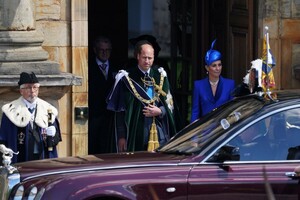 kate-middleton-at-national-service-of-thanksgiving-and-dedication-for-king-charles-iii-and-queen-camilla-in-edinburgh-07-05-2023-3.jpg