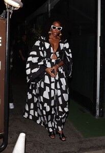 kelly-rowland-night-out-at-giorgio-baldi-in-santa-monica-04-18-2023-6.jpg