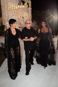 kim-kardashian-and-kris-jenner-dolce-gabbana-s-alta-moda-festivities-in-puglia-07-09-2023-3.jpg