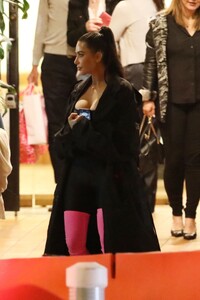 kim-kardashian-barbie-store-in-santa-monica-06-14-2023-7.jpg
