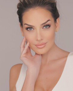 mercedesvillador1_1690769365557.thumb.jpg.b393da0b91c4bb1550607aa3ab6930b0.jpg