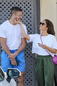 minka-kelly-and-dan-reynolds-leaves-olehenriksen-spa-in-los-angeles-06-23-2023-9.jpg