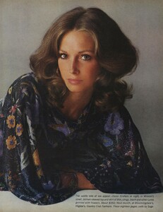 modern_beauty_06.thumb.jpg.e8c7558aa836612bc1aebb4c9f5b6037.jpg