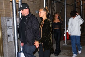 nicole-richie-arrives-at-carbone-in-new-york-06-29-2023-0.jpg