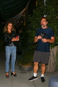 penelope-cruz-and-javier-bardem-leaves-madeo-restaurant-in-beverly-hills-07-27-2023-9.jpg