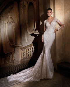 pronovias_357996141_979260649866772_8389860169876707845_n.jpg