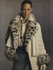 public_beauty_01.thumb.jpg.70390c67e3e6fa31f86f87078892df40.jpg