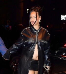 rihanna-at-carbone-in-new-york-05-03-2023-3.jpg