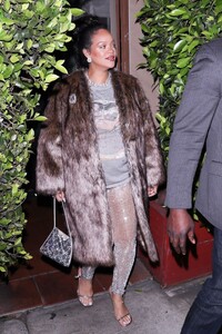 rihanna-at-giorgio-baldi-in-santa-monica-06-02-2023-2.jpg