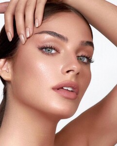 samuelganembeauty_1690508573787.thumb.jpg.f3e8f68a538d3864bb76492d4a8f793a.jpg