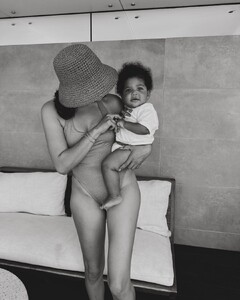 shaninamshaik_360133800_303190432183559_2423617829294858648_n.jpg