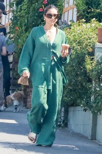 shay-mitchell-out-for-coffee-in-los-feliz-07-03-2023-6.jpg
